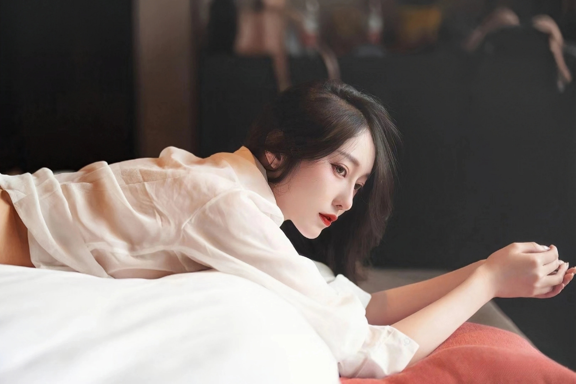 为何高铁F座如此受欢迎？这些“黑科技”让它与众不同